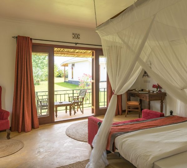 Connecting room