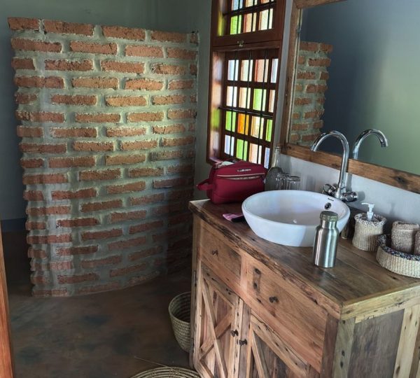 Private shower room
