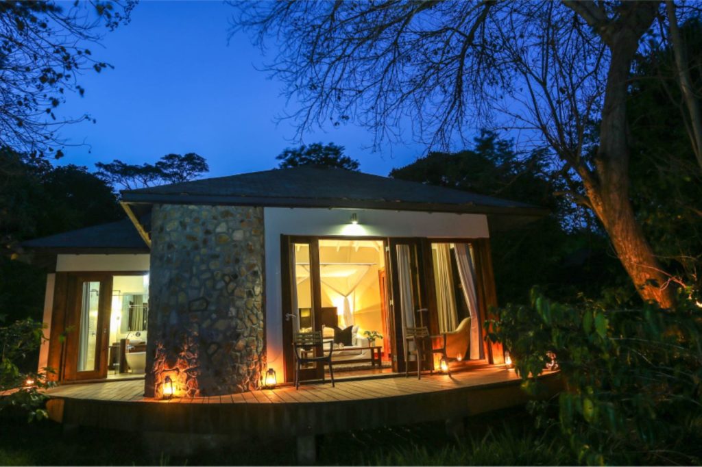 Lake Duluti Lodge room